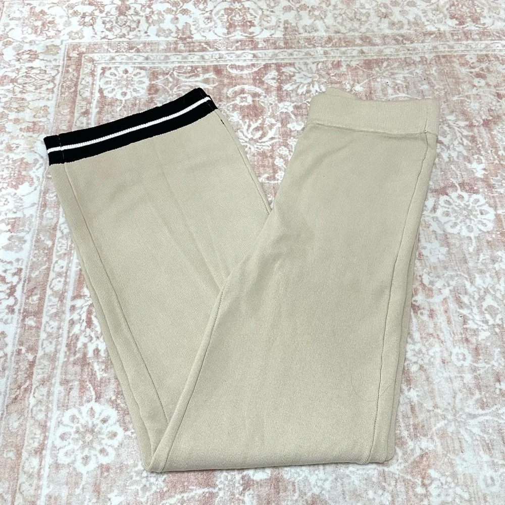 House Of Harlow Knit Pants W/ Black Trim - Picture 2 of 8